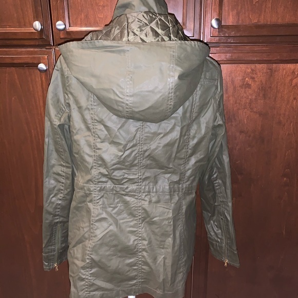 Tommy Hilfiger hooded waterproof jacket EUC sZ M - Picture 5 of 7